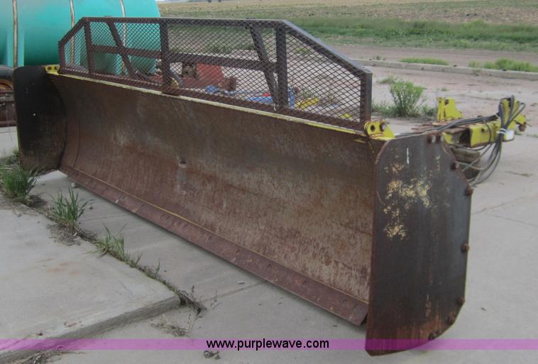 image for item 3090 Degelman 5900 dozer blade