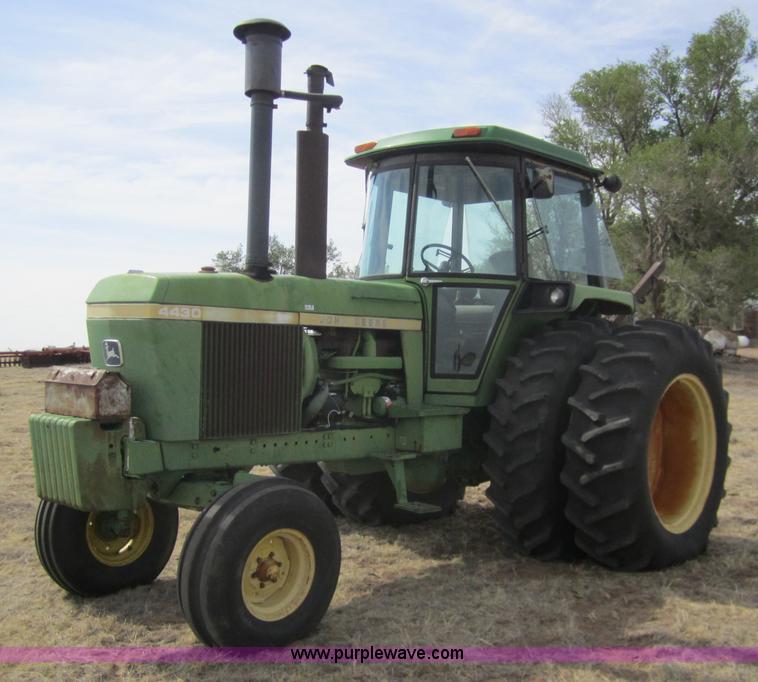 image for item 3117 John Deere 4430 tractor