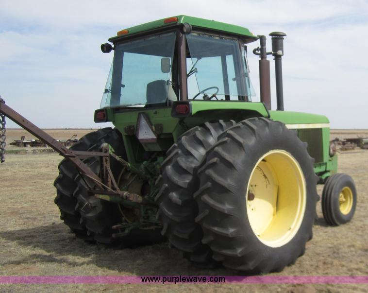 image for item 3117 John Deere 4430 tractor