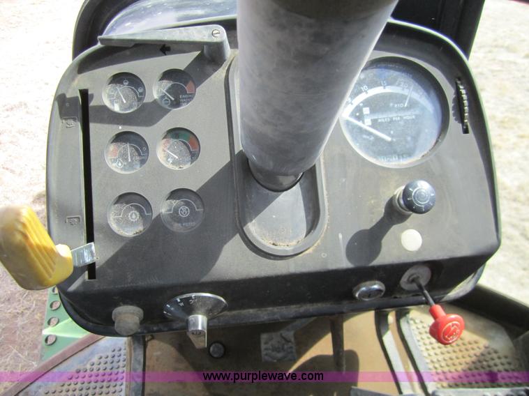 image for item 3117 John Deere 4430 tractor