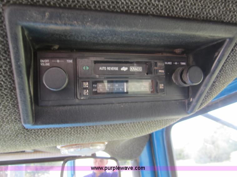 image for item 3171 1989 Ford TW-15 MFWD tractor