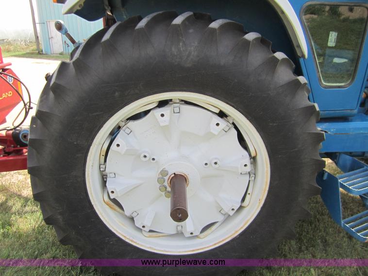 image for item 3171 1989 Ford TW-15 MFWD tractor
