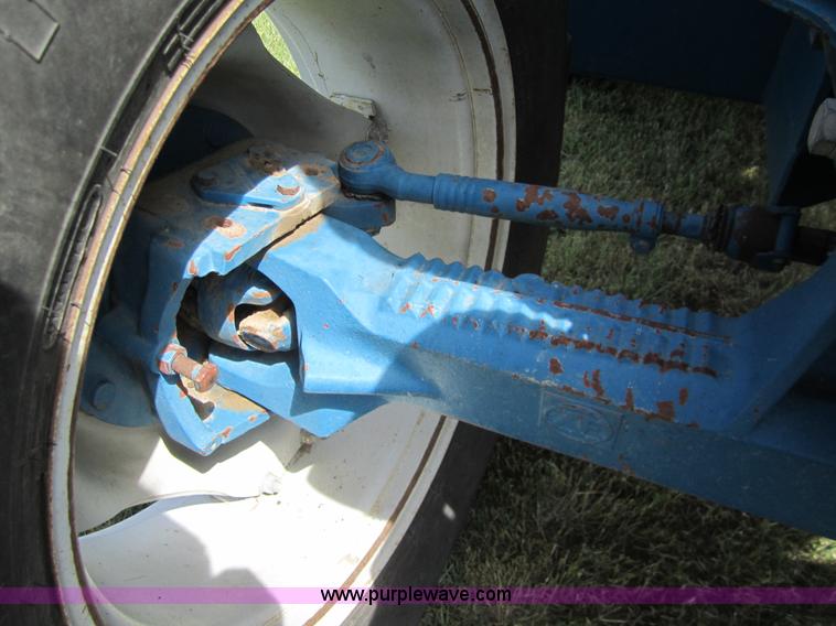 image for item 3171 1989 Ford TW-15 MFWD tractor