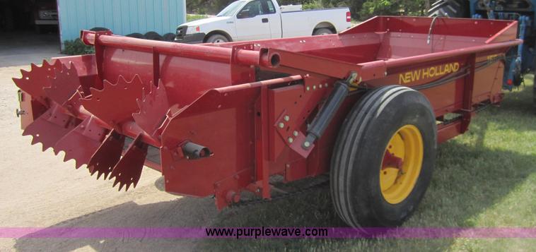 image for item 3172 2004 New Holland 155 manure spreader