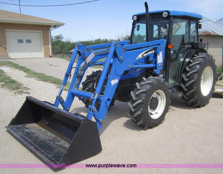image for item 3173 2004 New Holland TN60DA MFWD tractor