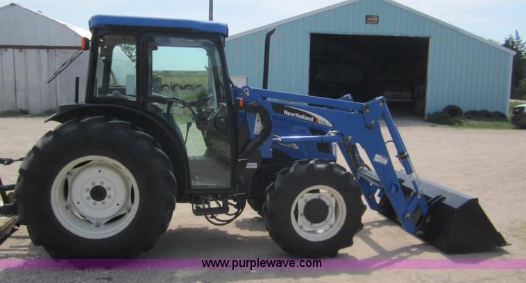 image for item 3173 2004 New Holland TN60DA MFWD tractor