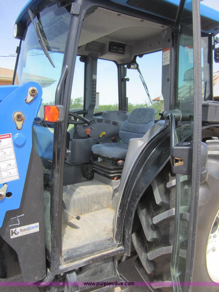 image for item 3173 2004 New Holland TN60DA MFWD tractor