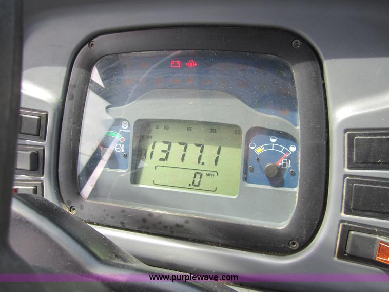 image for item 3173 2004 New Holland TN60DA MFWD tractor