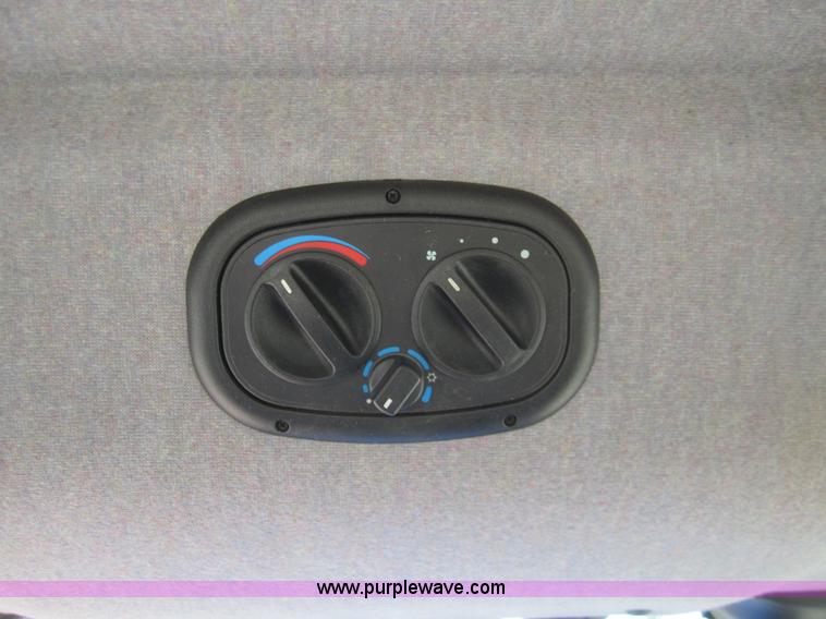 image for item 3173 2004 New Holland TN60DA MFWD tractor