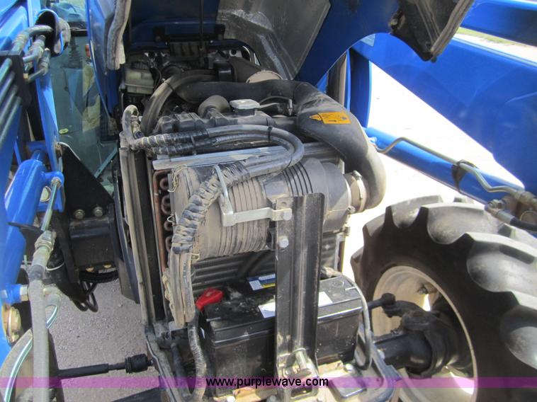 image for item 3173 2004 New Holland TN60DA MFWD tractor