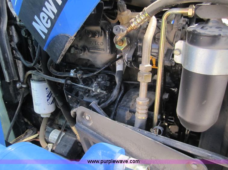 image for item 3173 2004 New Holland TN60DA MFWD tractor