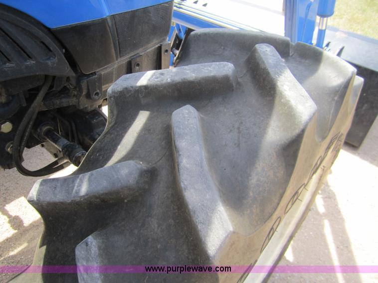 image for item 3173 2004 New Holland TN60DA MFWD tractor