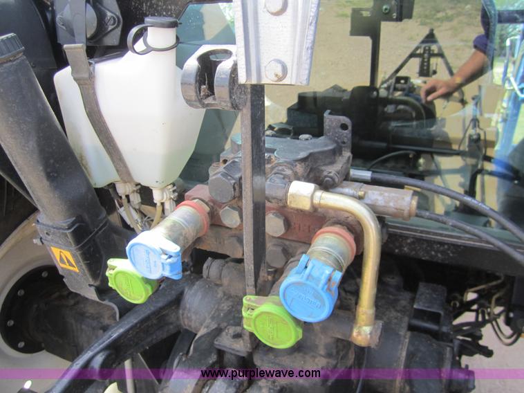 image for item 3173 2004 New Holland TN60DA MFWD tractor