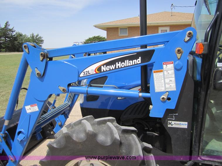 image for item 3173 2004 New Holland TN60DA MFWD tractor