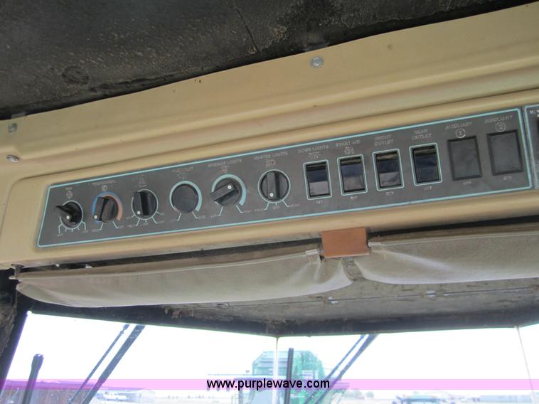 image for item 3411 1986 Steiger Panther CP-1325 4WD tractor