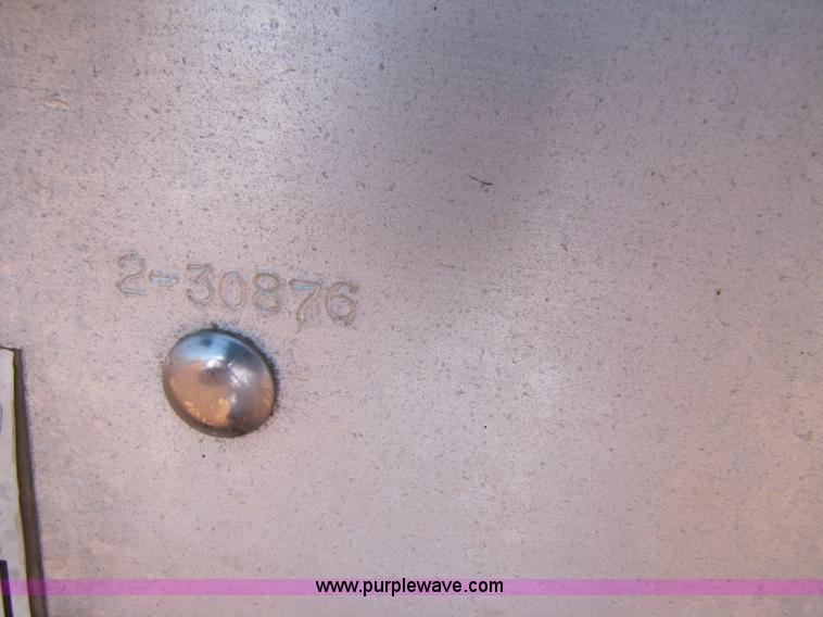 image for item 3440 2000 Wilson 43' aluminum grain trailer