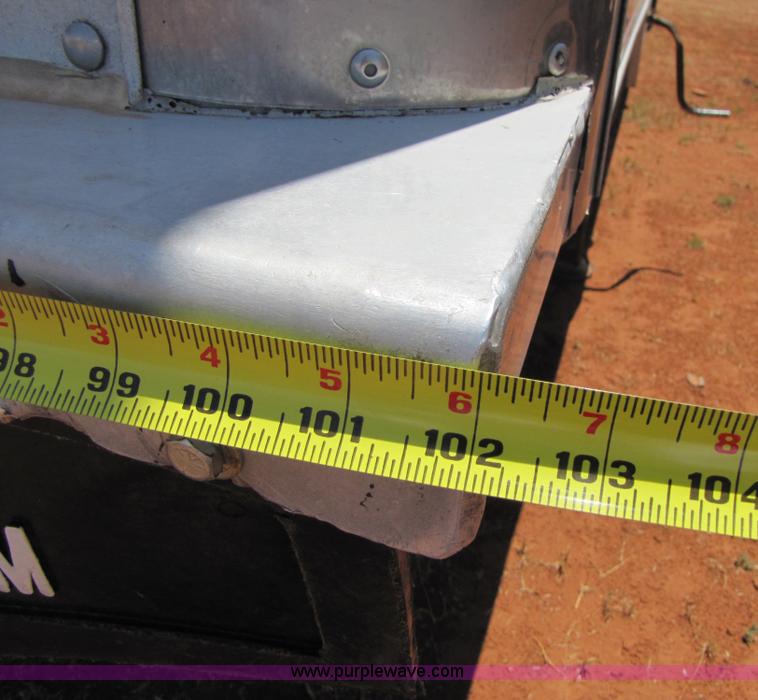 image for item 3440 2000 Wilson 43' aluminum grain trailer