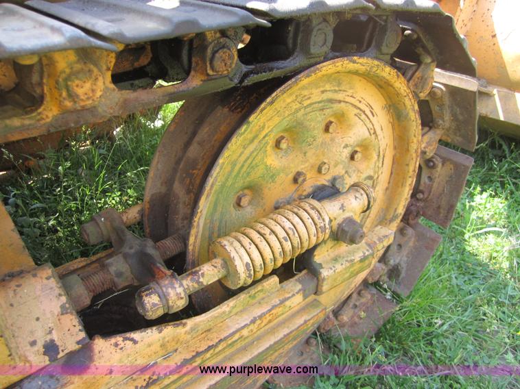 image for item 3783 Oliver OC 4 track loader