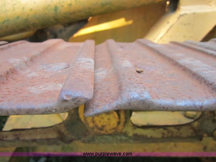 image for item 3783 Oliver OC 4 track loader