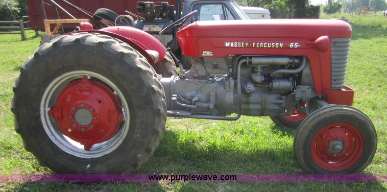 image for item 3786 Massey-Ferguson 65 tractor