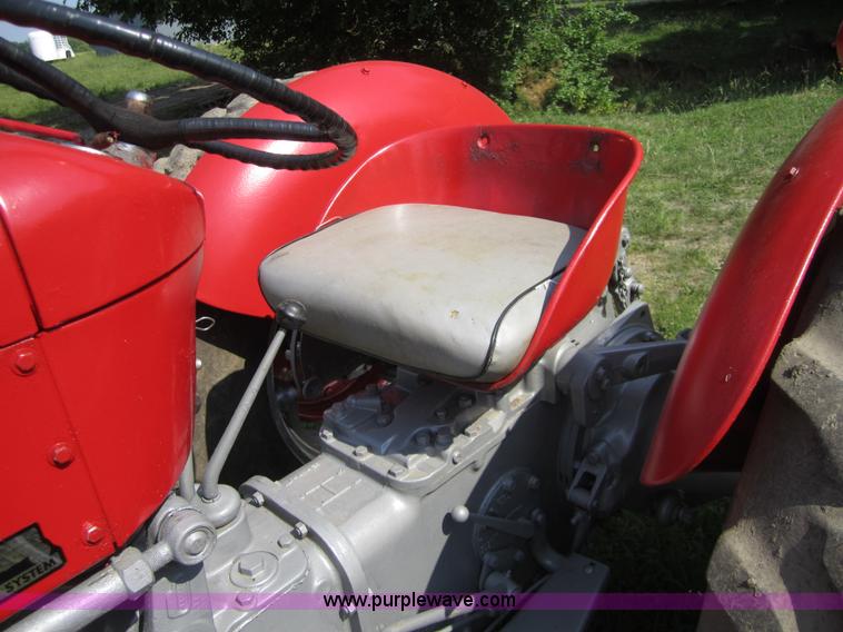 image for item 3786 Massey-Ferguson 65 tractor