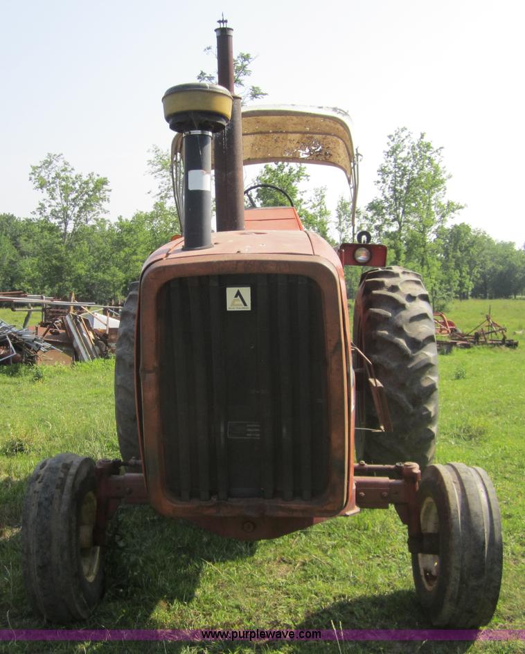 image for item 3788 Allis Chalmers 7000 tractor