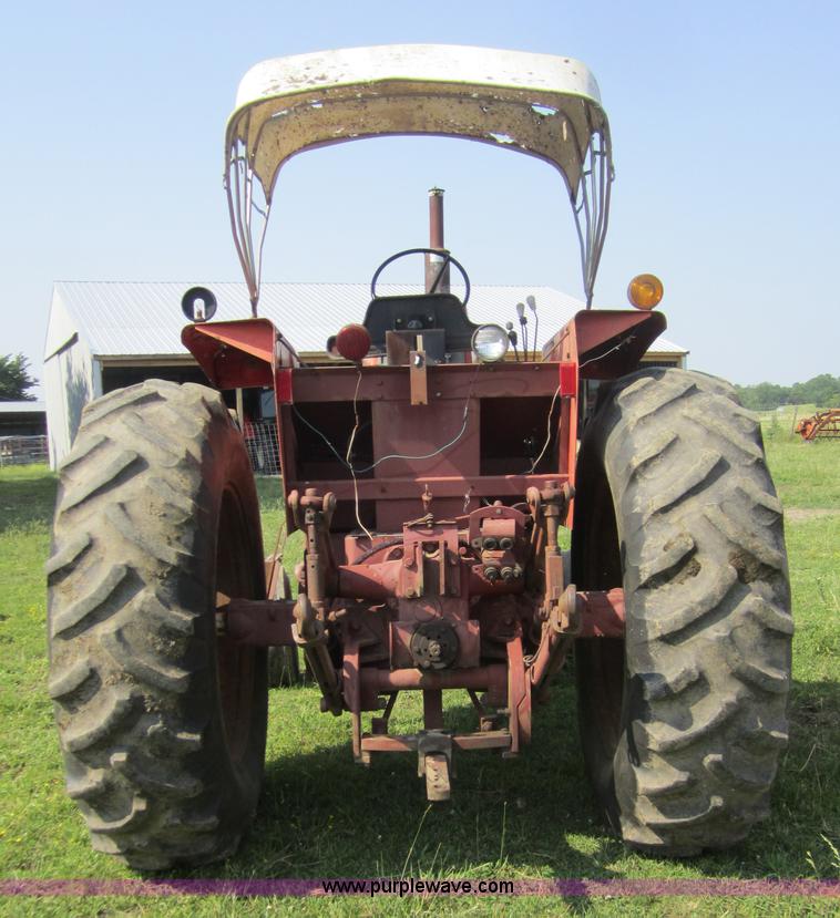 image for item 3788 Allis Chalmers 7000 tractor