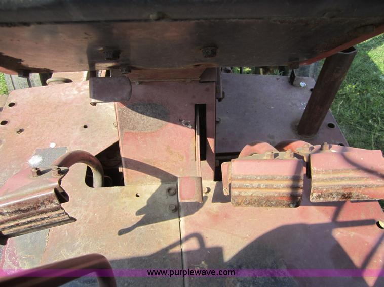 image for item 3788 Allis Chalmers 7000 tractor