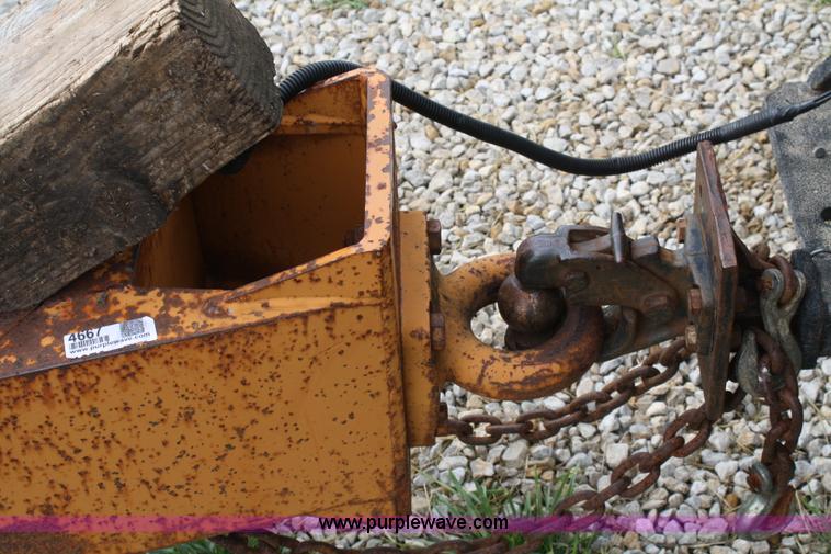 image for item 4667 1996 Econoline tilt bed trailer