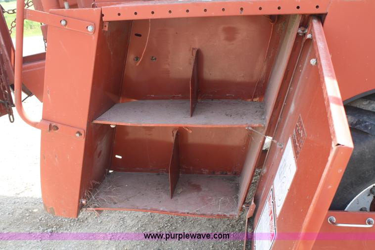 image for item 4742 Hesston 4700 square baler