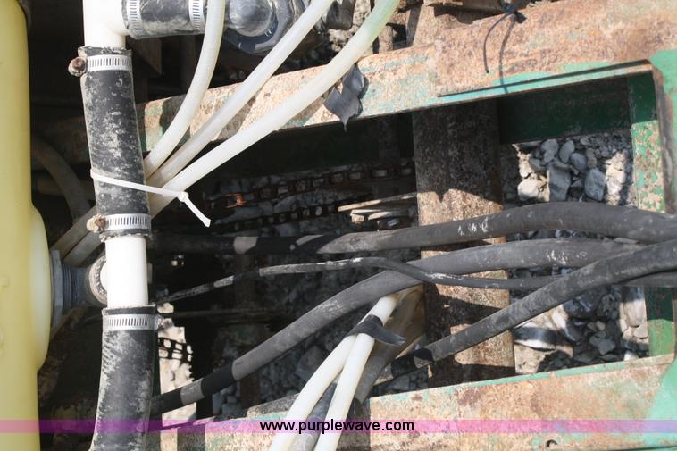 image for item 5090 John Deere 7000 six row planter