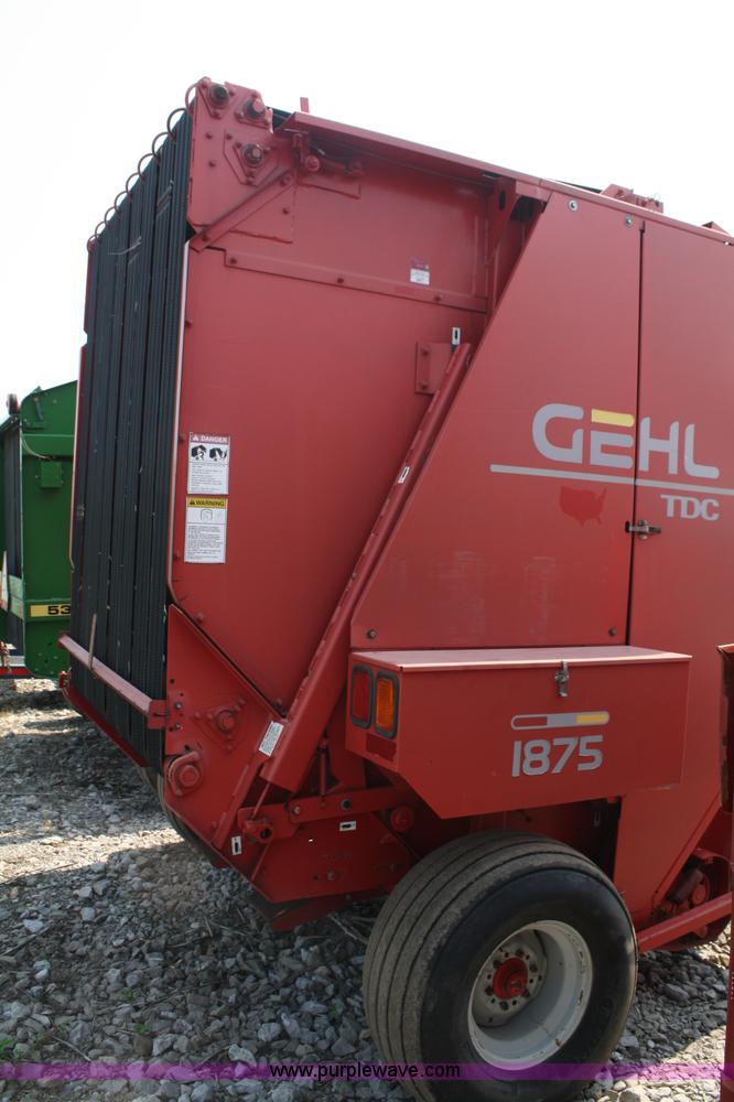 image for item 5093 Gehl RB1875 round baler