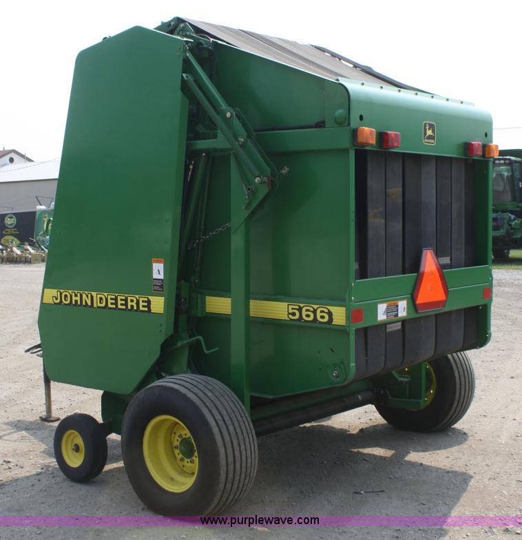 image for item 5112 1998 John Deere 566 round baler