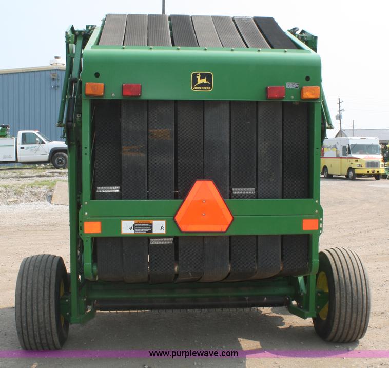 image for item 5112 1998 John Deere 566 round baler