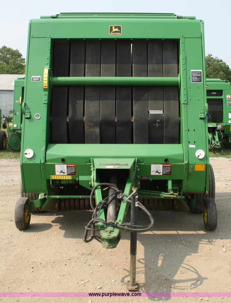 image for item 5112 1998 John Deere 566 round baler