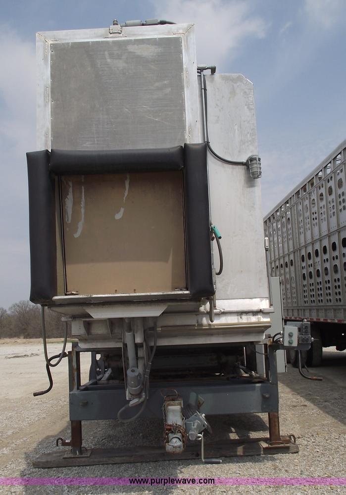 image for item 5374 35' aluminum towable livestock chute