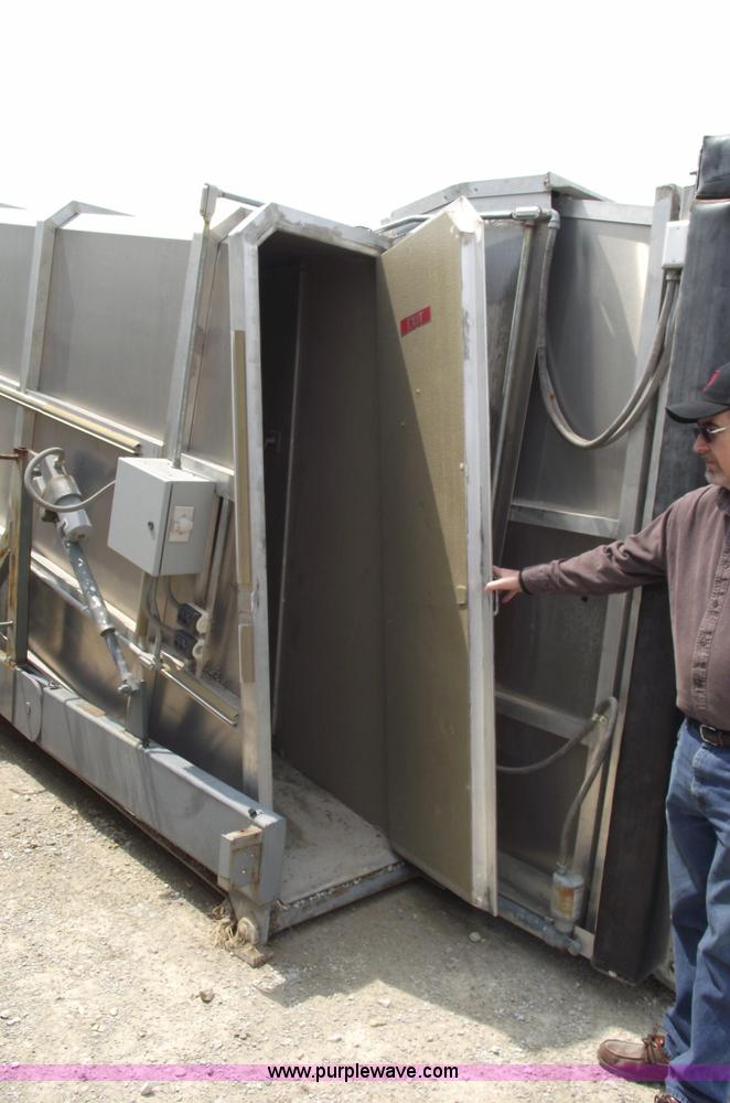 image for item 5374 35' aluminum towable livestock chute