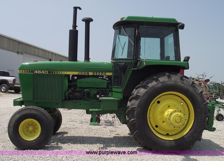 image for item 5403 1980 John Deere 4640 tractor