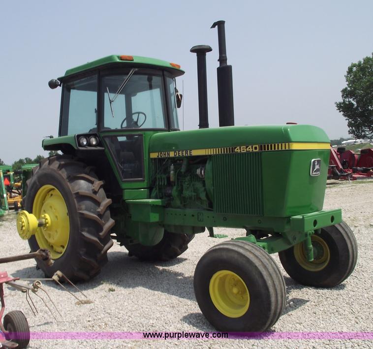 image for item 5403 1980 John Deere 4640 tractor