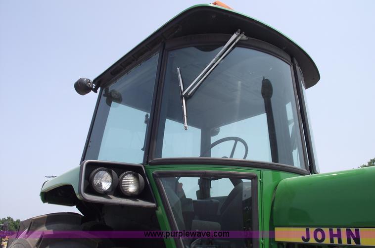 image for item 5403 1980 John Deere 4640 tractor