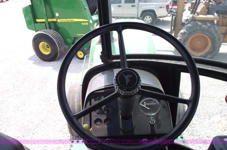 image for item 5403 1980 John Deere 4640 tractor