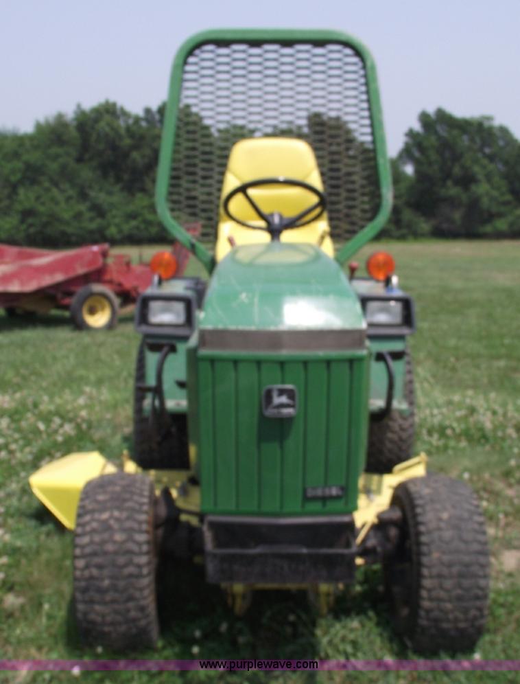 image for item 5404 1987 John Deere 655 lawn tractor