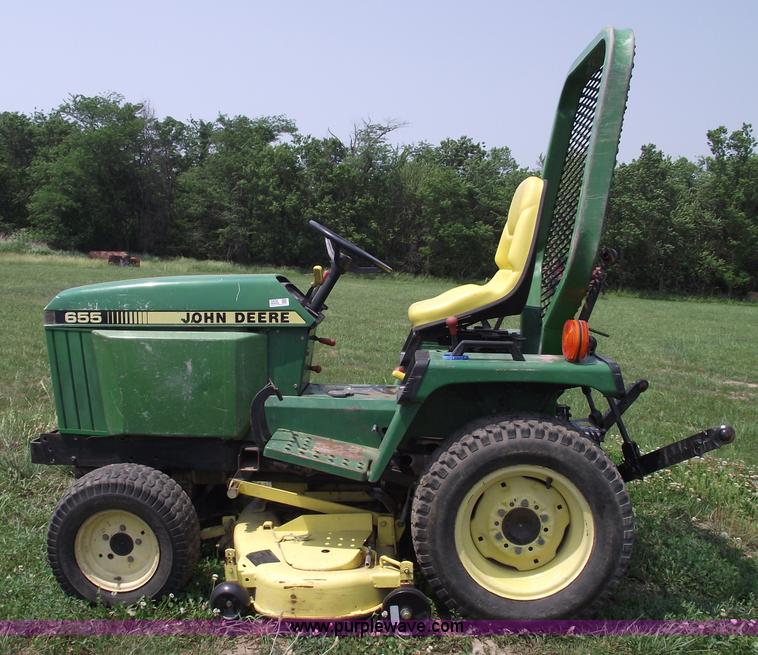 image for item 5404 1987 John Deere 655 lawn tractor