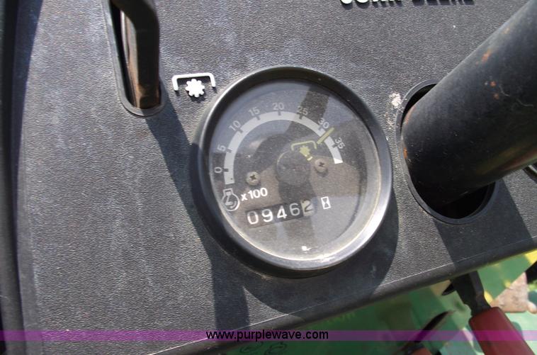 image for item 5404 1987 John Deere 655 lawn tractor