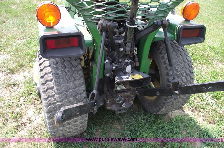 image for item 5404 1987 John Deere 655 lawn tractor