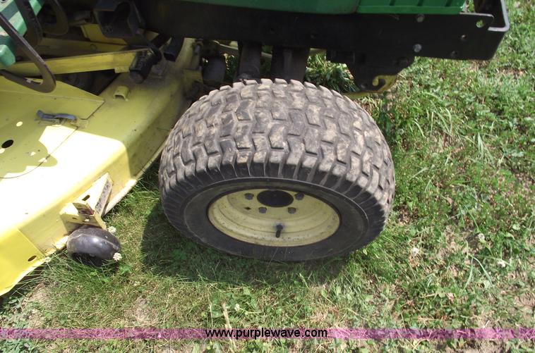 image for item 5404 1987 John Deere 655 lawn tractor