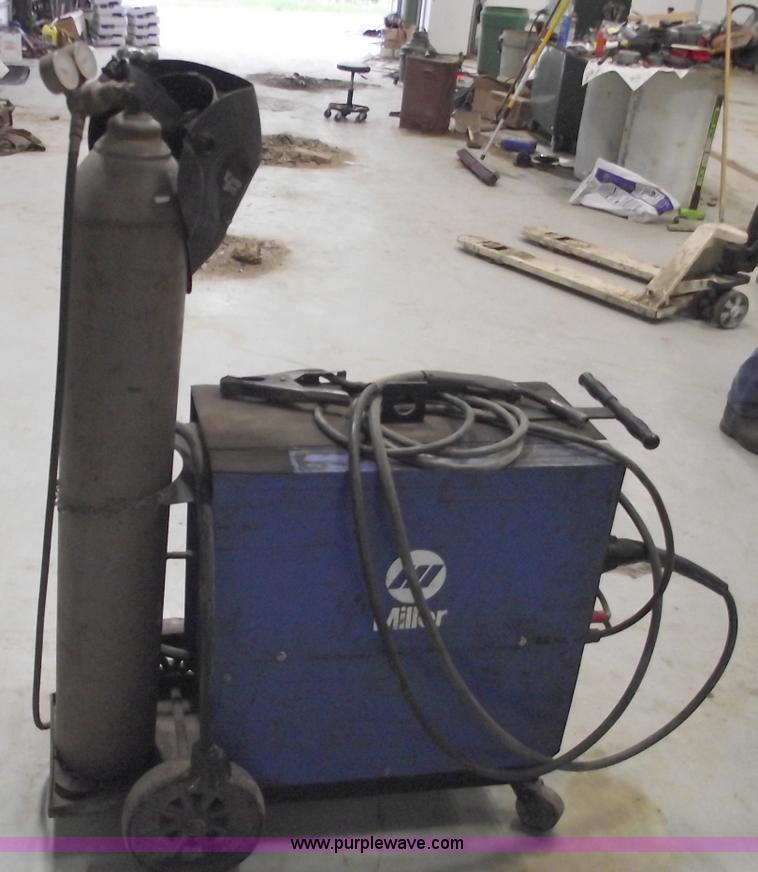 image for item 5521 Miller Millermatic 35 mig welder