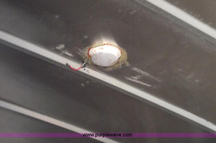 image for item 5602 2002 Morgan 22' truck box with lift gate