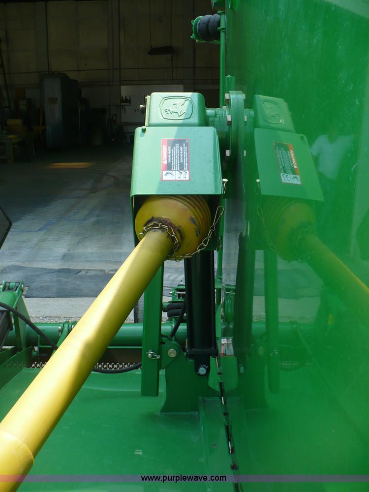 image for item 5901 John Deere CX20 20' bat wing mower