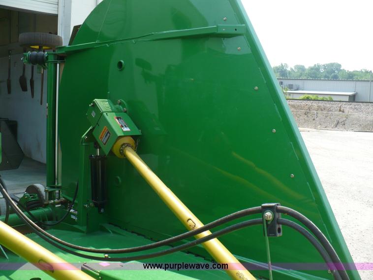 image for item 5901 John Deere CX20 20' bat wing mower